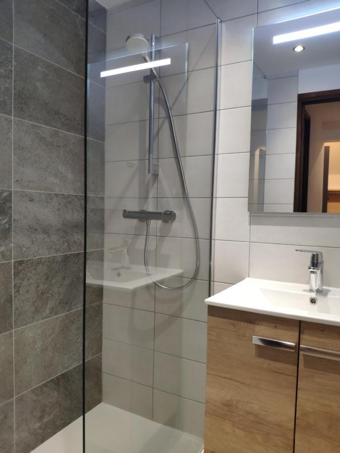 Saint-Nicolas-la-Chapelle  Chalet Appart'Hotel L'Eau Vive المظهر الخارجي الصورة